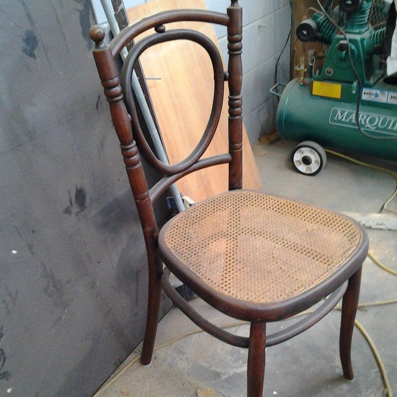 Brown Chair - Auckland, NZ - Papakura Furniture & Door Refinishers Limited