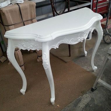 White Table - Auckland, NZ - Papakura Furniture & Door Refinishers Limited