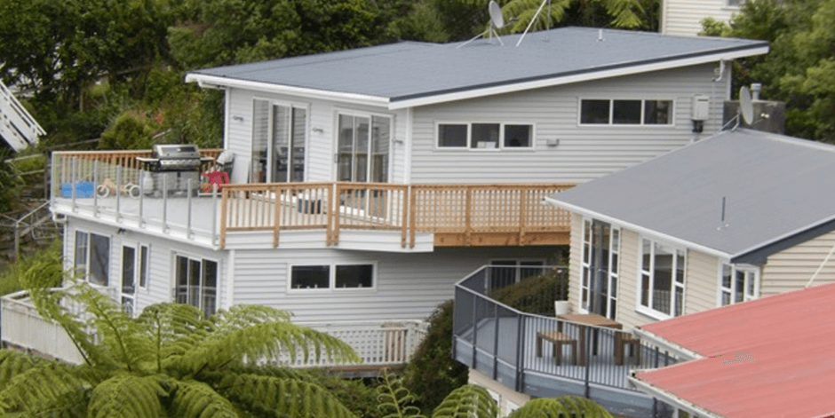 Wellington hillside home extension