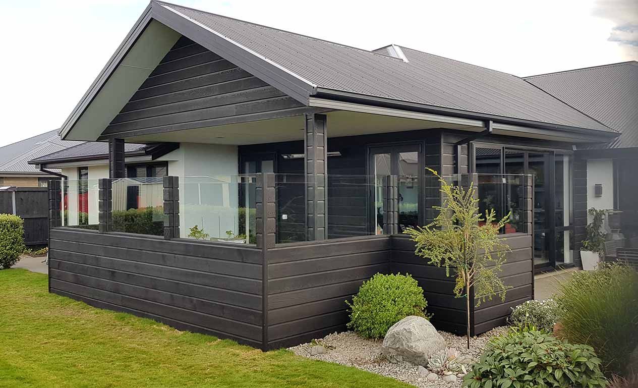 enclosed outdoor living area to enjoy in all weather