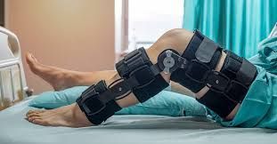 ACL brace to help recovery, Apache Brave sports therapy