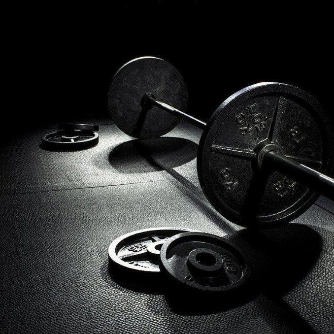 lifting weight to build power
