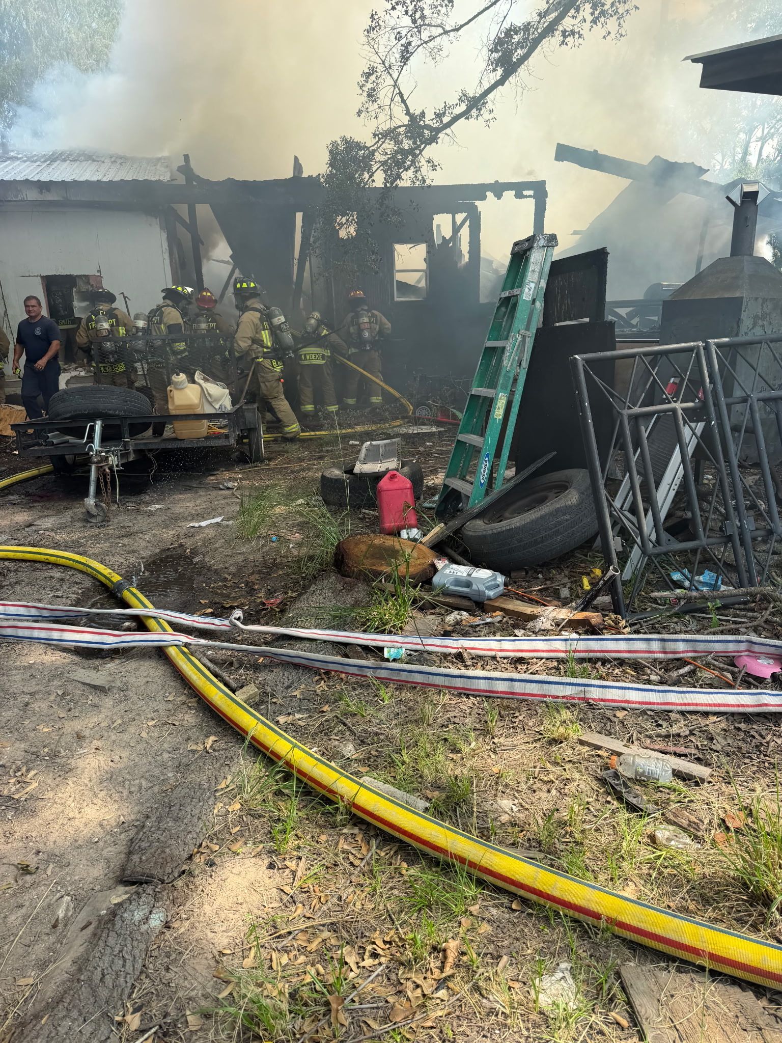 Homestead Oaks structure fire