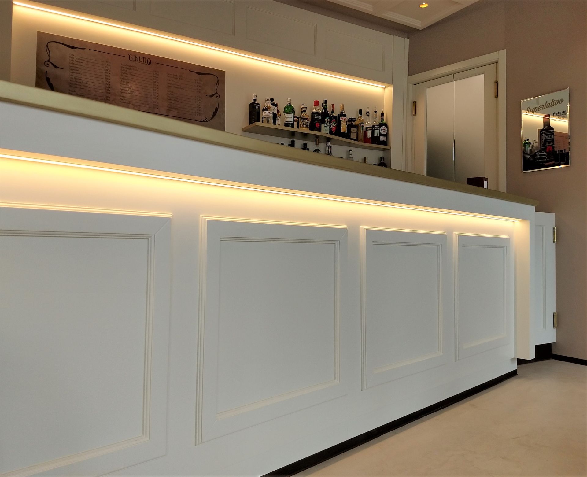 arredamento per bar