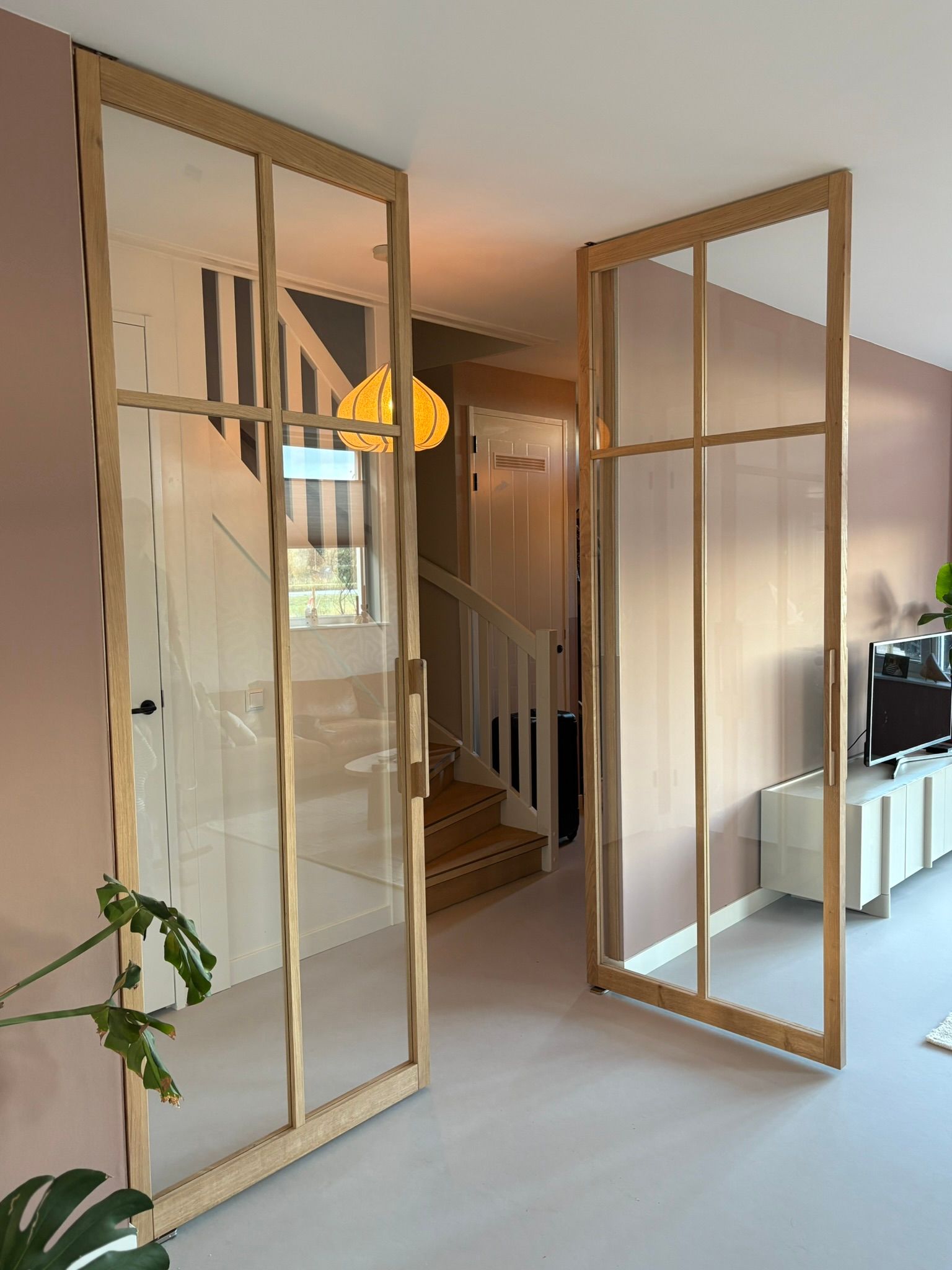 Eiken taatsdeur met glas op maat gemaakt