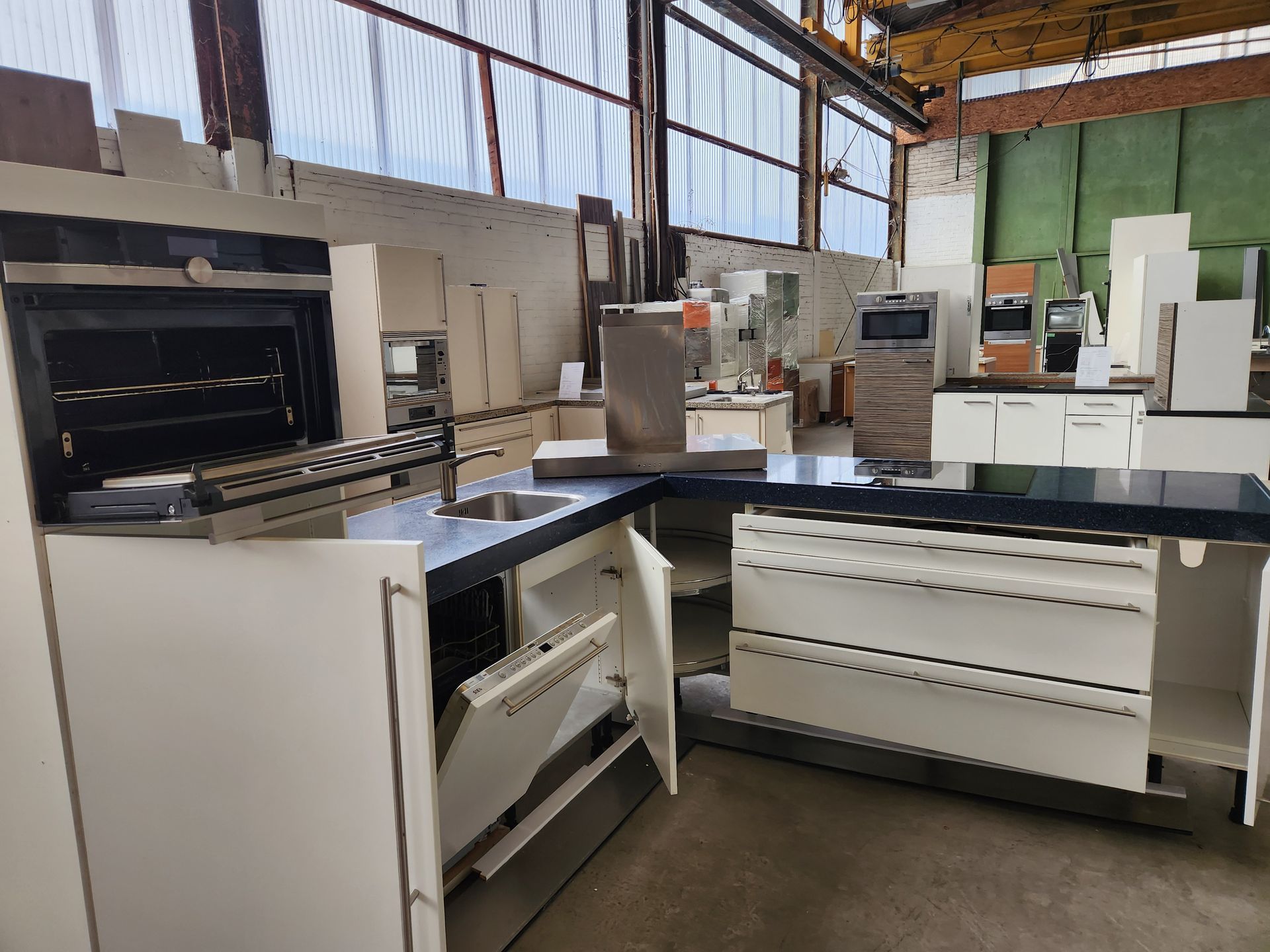 Küche Arctic Black 1210