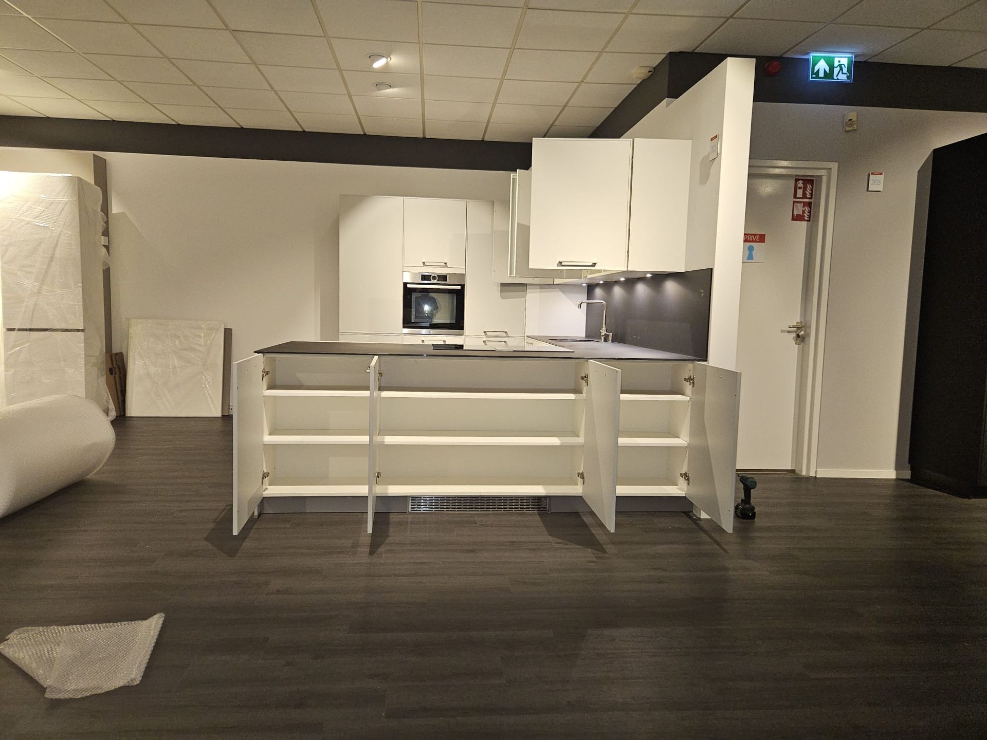 Küche Polarweiß & Tiefschwarz  5969