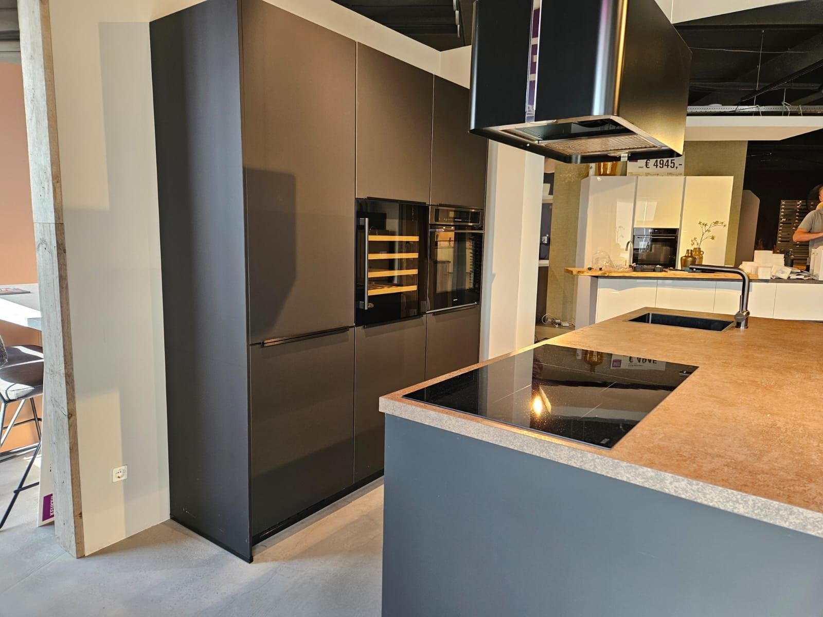 Küche Black Elegance & Kupferstein 4956 A