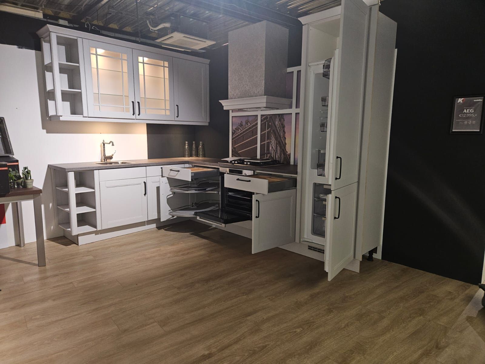 Küche Vintage Weiß & Landhausflair  7811