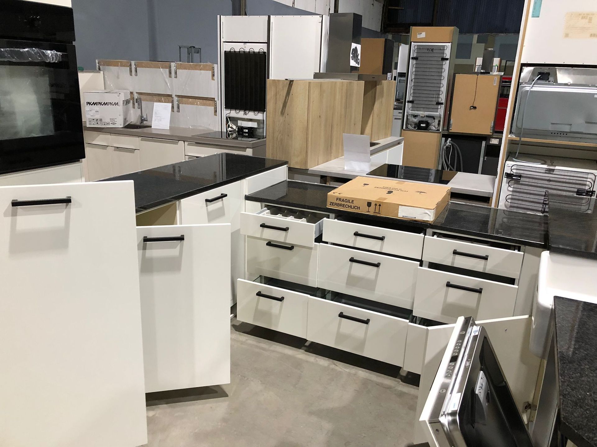 Küche Schwarzglanz Chic 11321