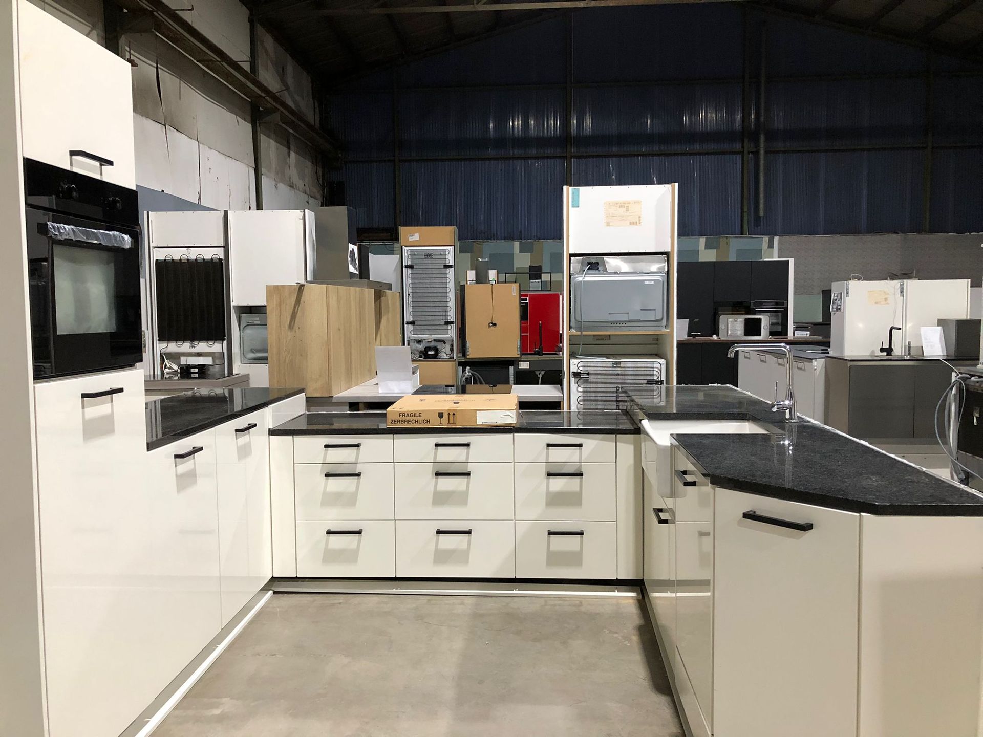 Küche Schwarzglanz Chic 11321