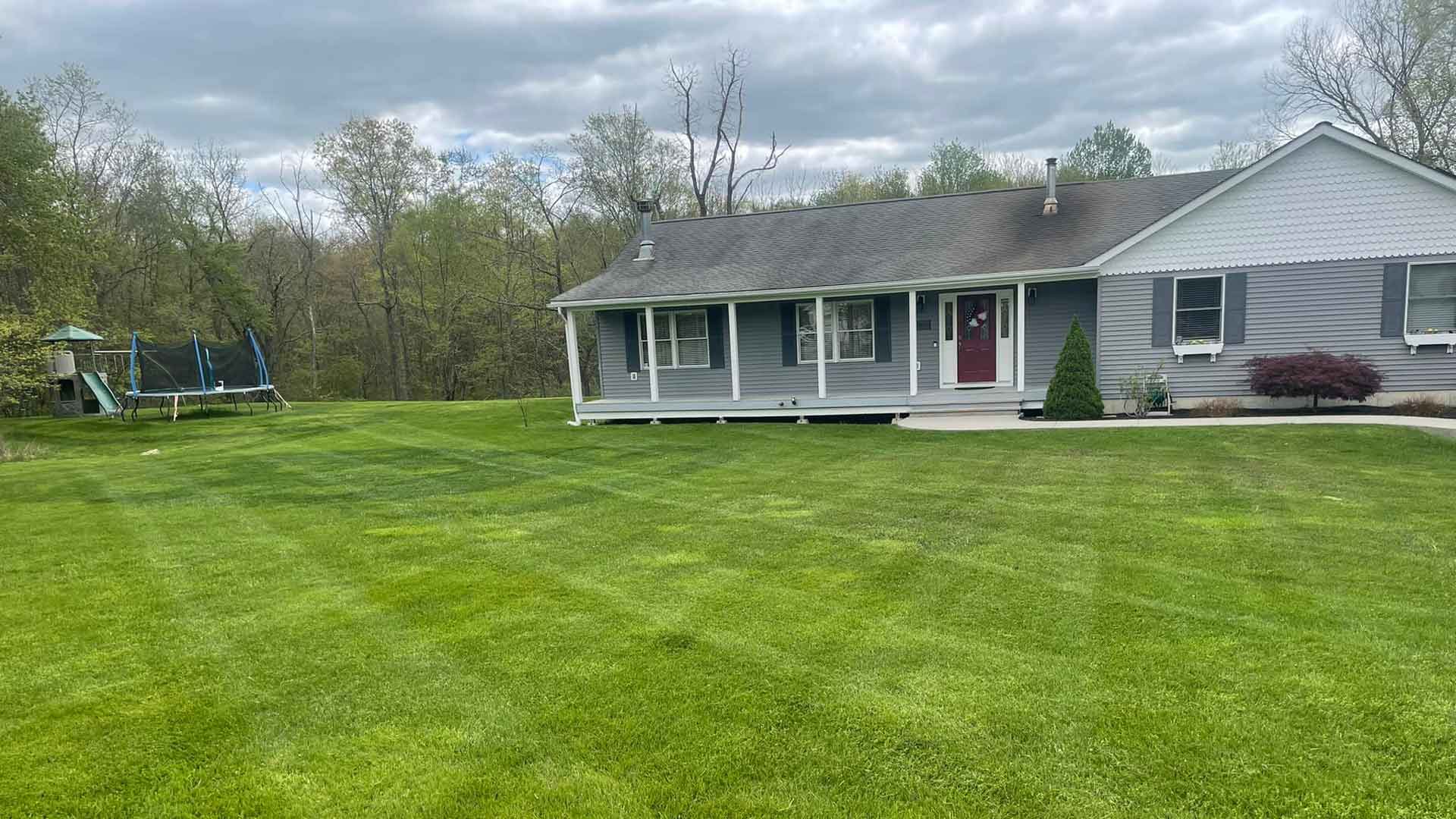 Newly Trimmed Lawn — Pine Bush, NY — LeRoy’s Lawn Care
