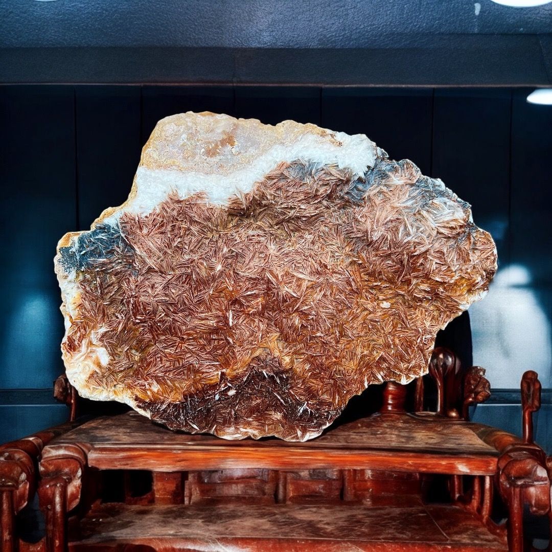 Pietra Maxi di Barite Rossa con Cristalli di Vanadinite su Matrice