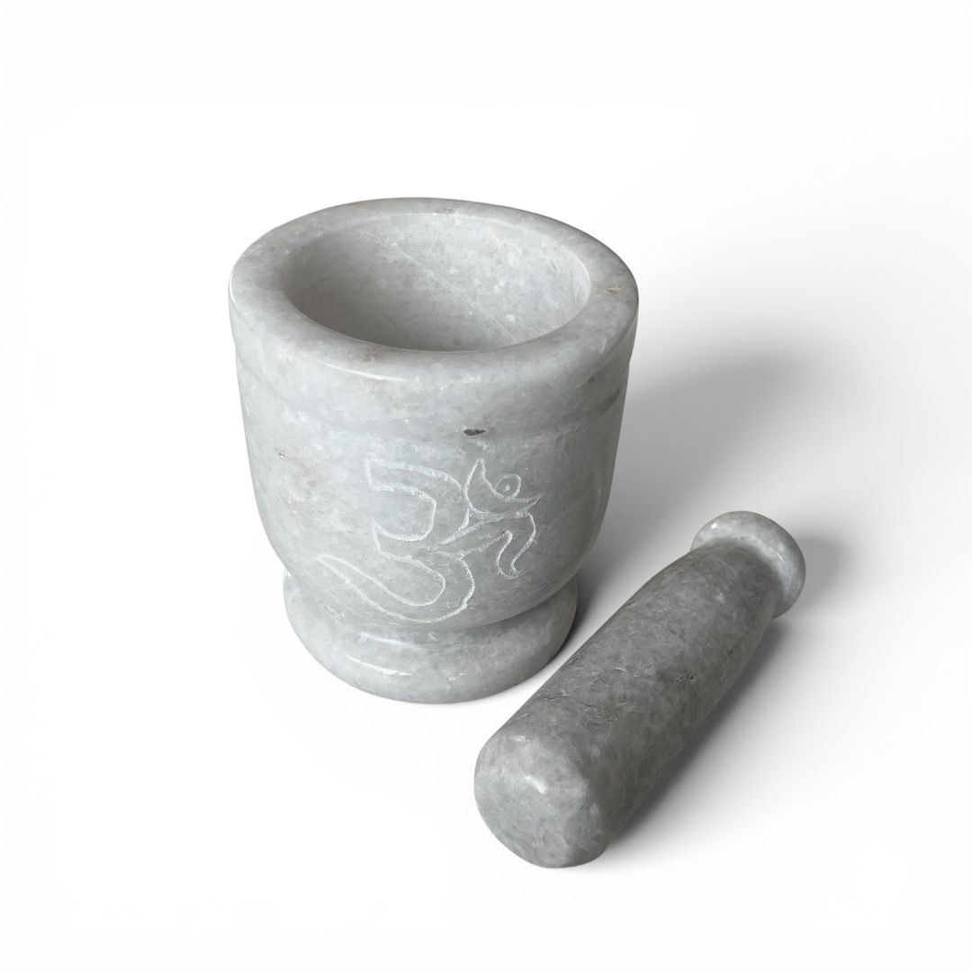 Mortaio in marmo bianco Om