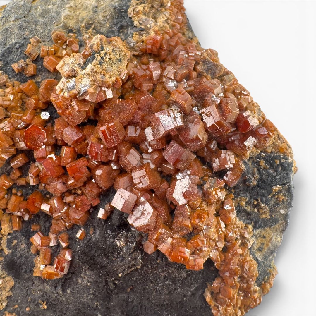 Vanadinite Grezza