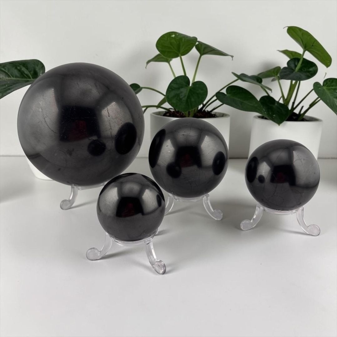 Sfera di Shungite