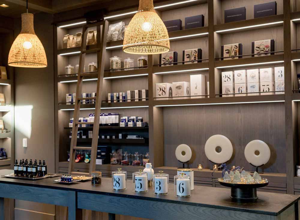 Quartzite Service —Simple Room in Modesto, CA