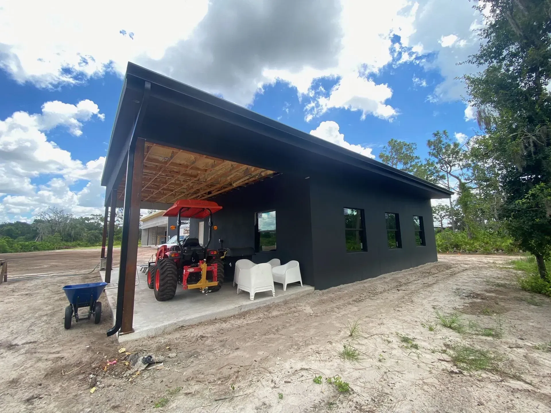 Quality seamless gutters by top-rated gutter companies in Florida