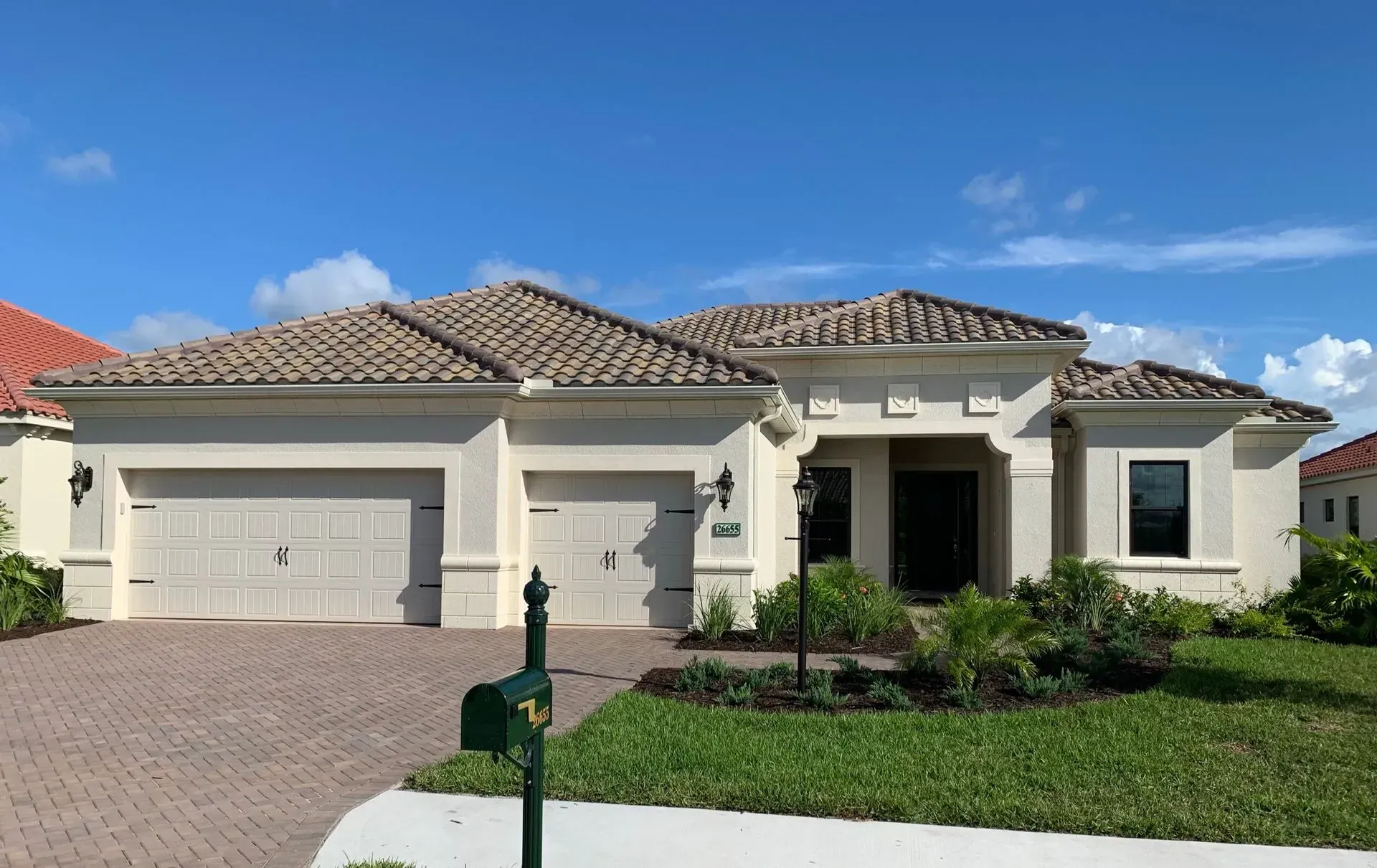 Top-rated seamless gutters Ocala Florida