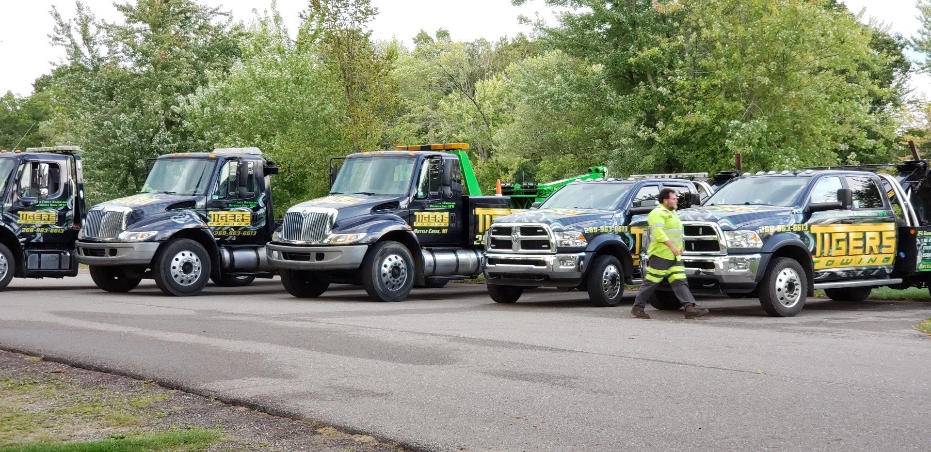 Towing Vehicles — Battle Creek, MI — Tiger’s Towing