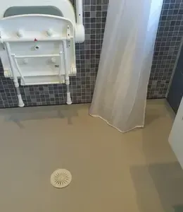 safe bathing solutions for elderly and disabled people