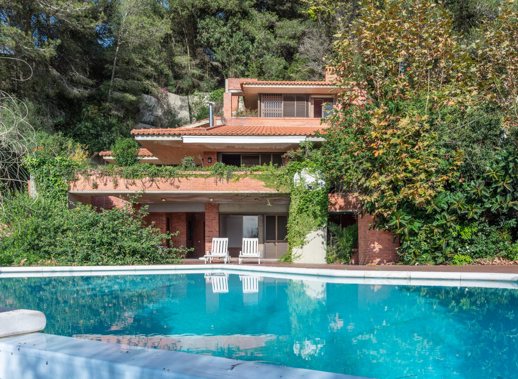 Caxias, n.º 17, Lote 4A Caxias, n.º 17, Lote 4A