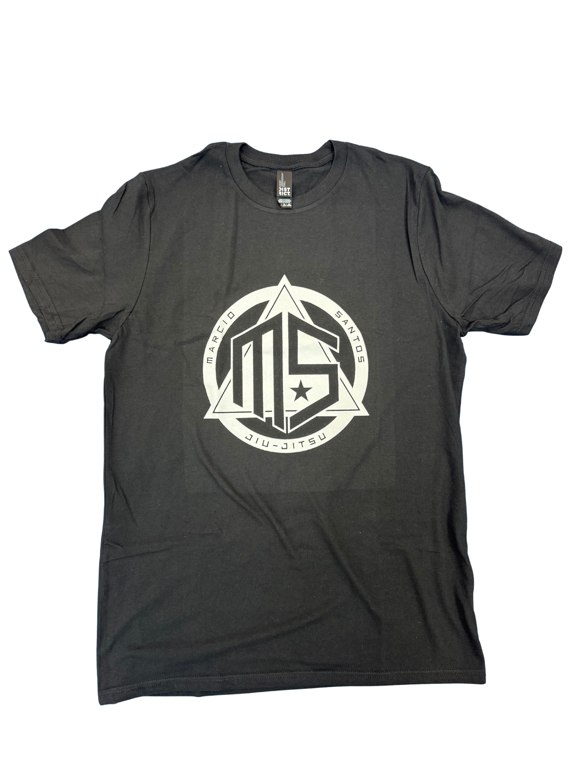 a white karate uniform with a white belt