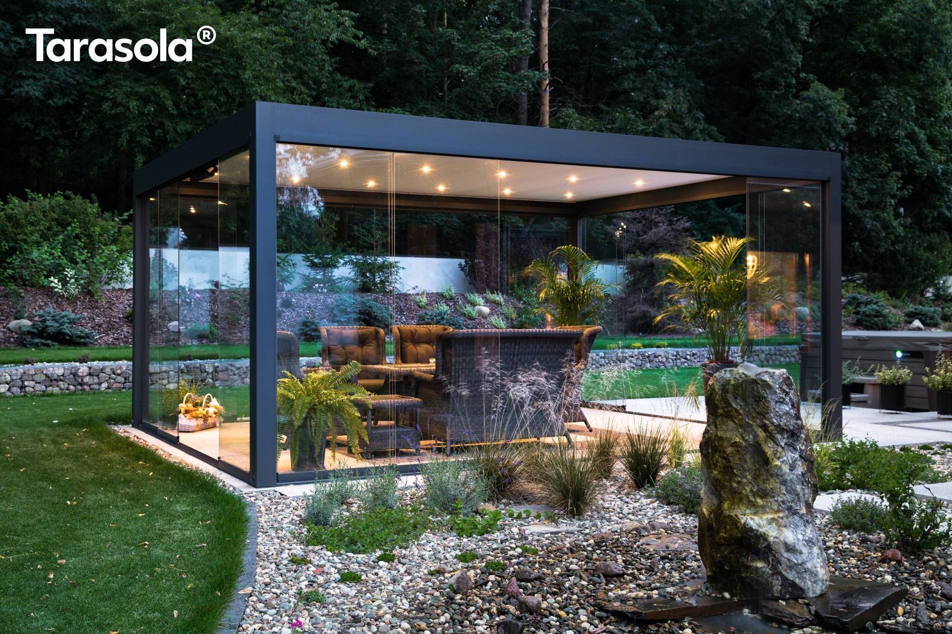 a picture of a gazebo that says tarasol on it