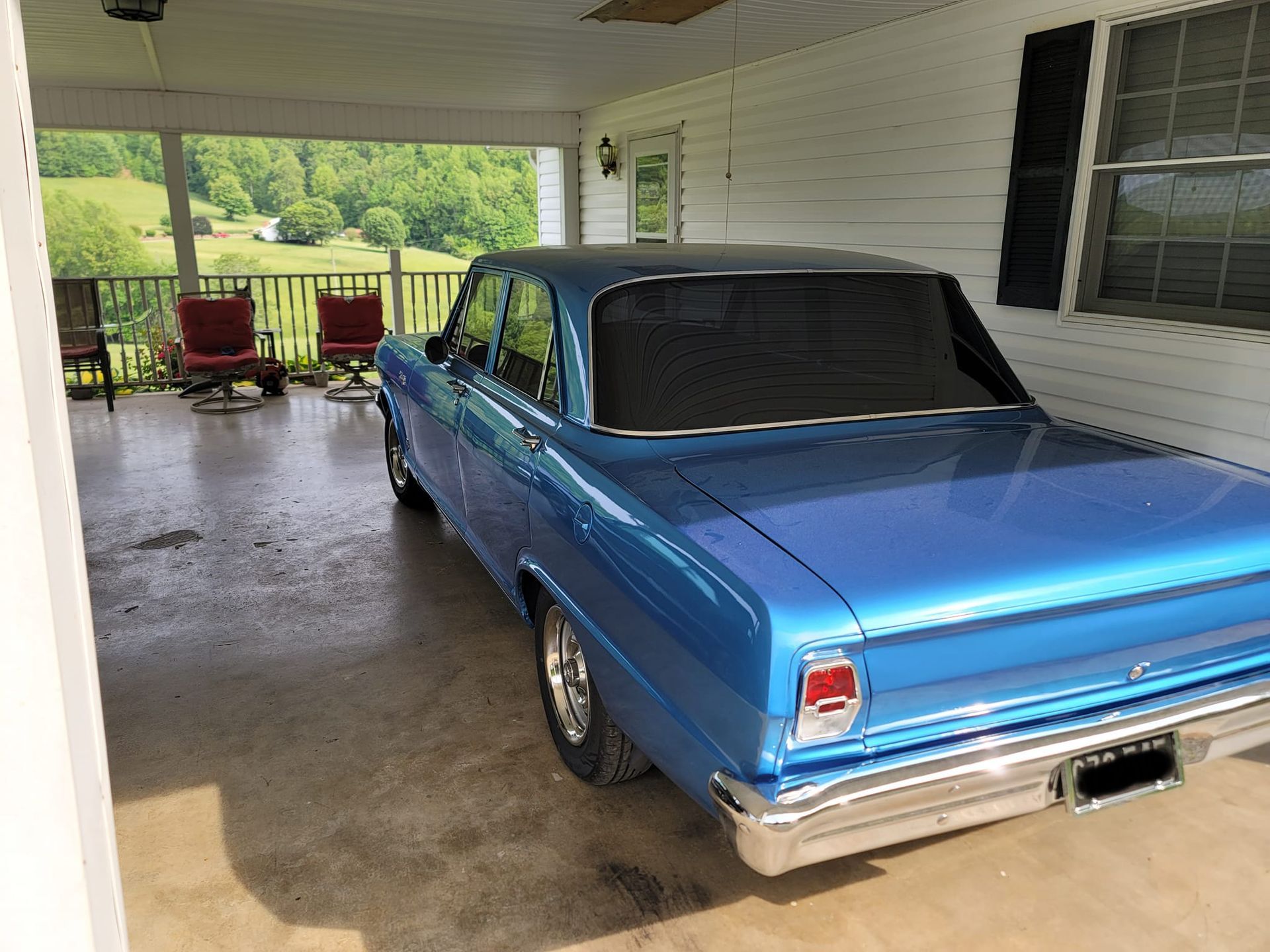 Custom cut auto glass in Roanoke, VA Custom cut auto glass in Roanoke, VA