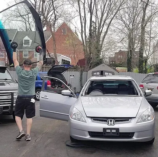 Honda auto glass replacement in Roanoke, VA Honda auto glass replacement in Roanoke, VA