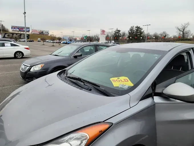 Hyundai windshield replacement in Roanoke, VA Hyundai windshield replacement in Roanoke, VA