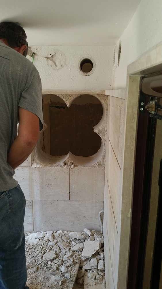 demolizione muri interni di un edificio