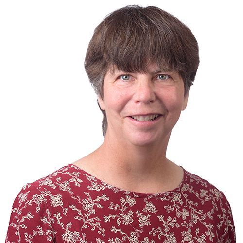 Ginny-Carlton-500-x-500-by-Jim-Gill (1)