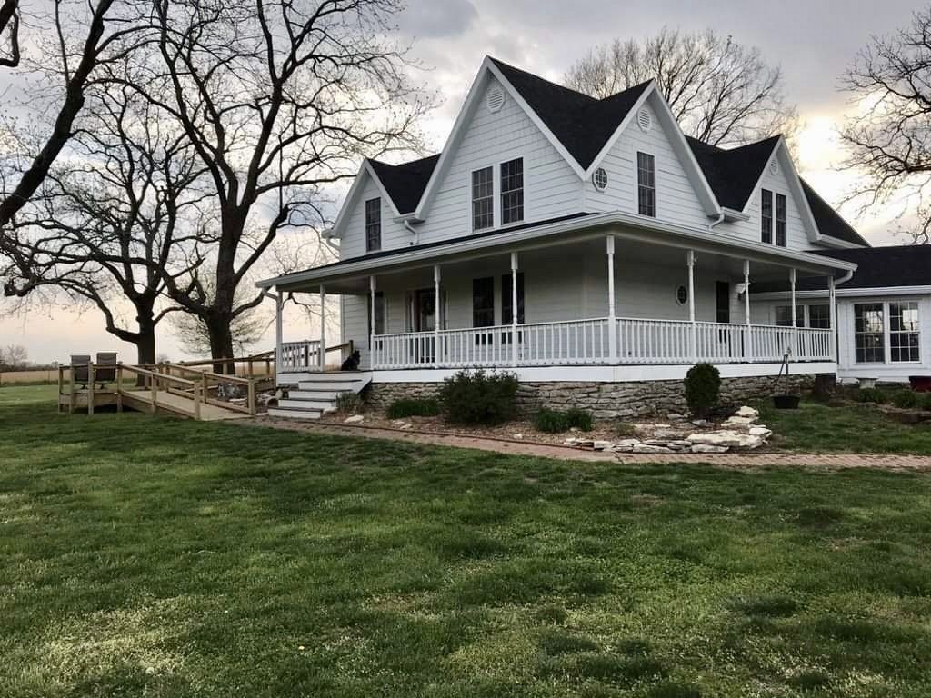 Integrity Roofing, Siding, Gutters, & Windows in Sedalia, Grain Valley