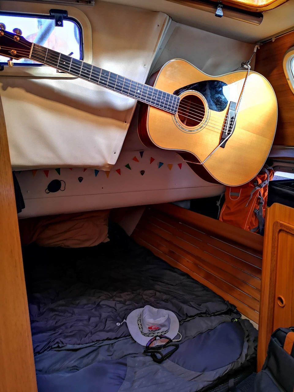 Feeling 486 aft stbd cabin