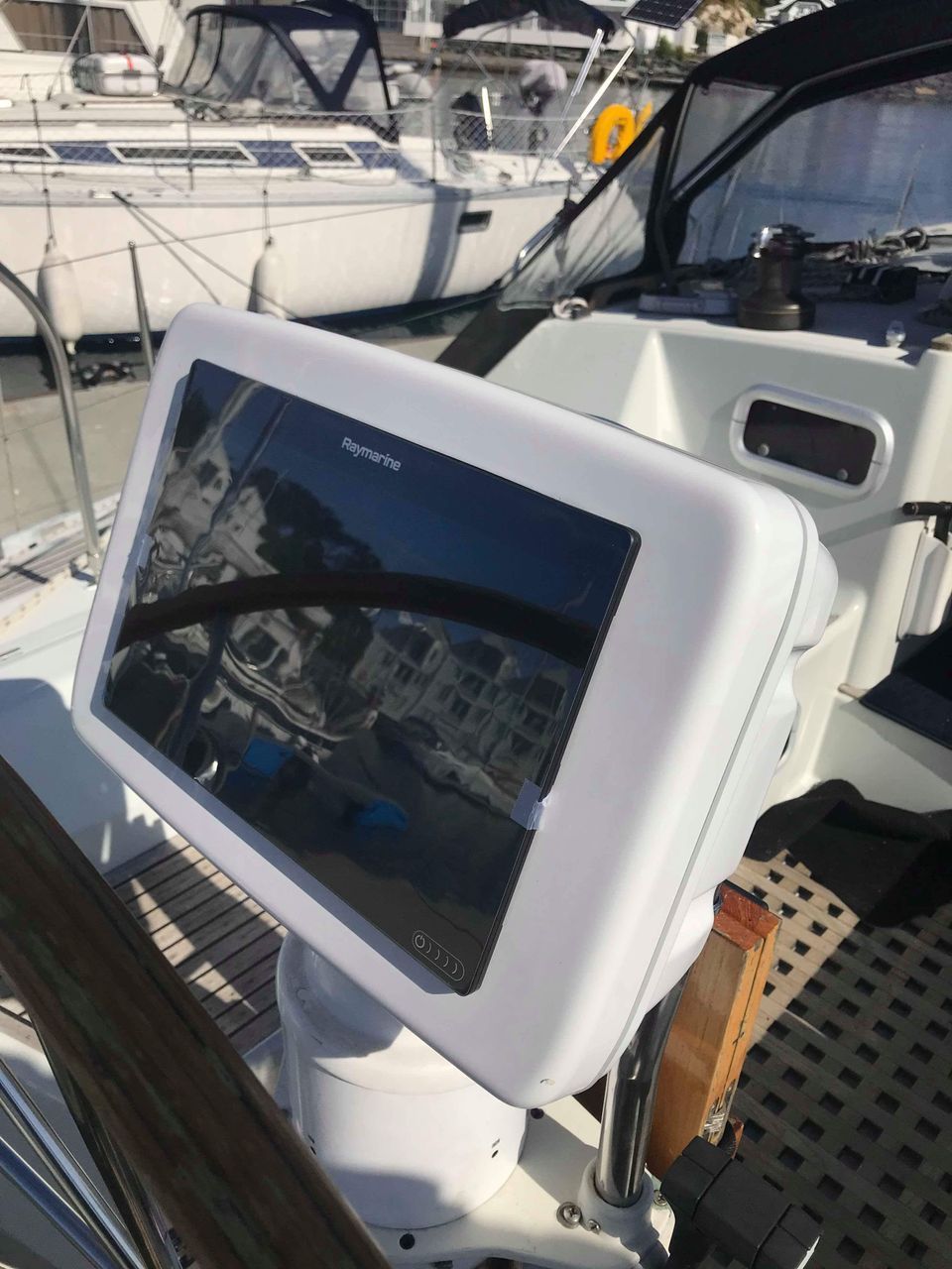 Feeling 486 chartplotter