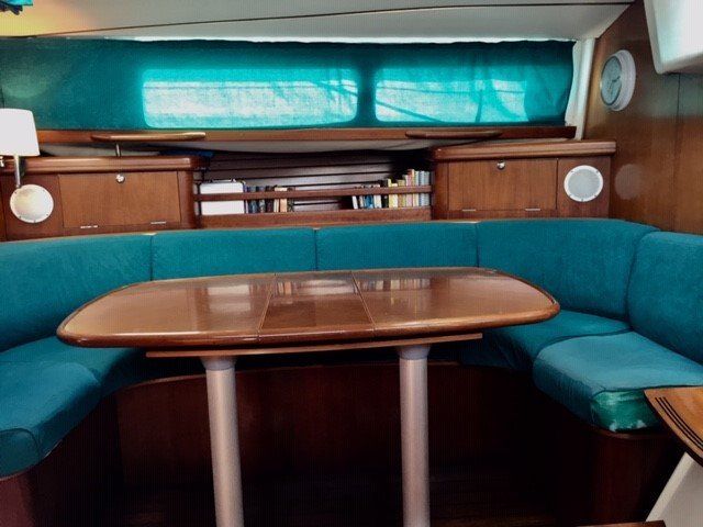 1988 Beneteau Oceanis 390 Sail Boat For Sale - www.lighthouseyachting.com