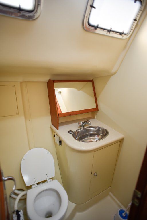 Hunter 44 DS master en-suite