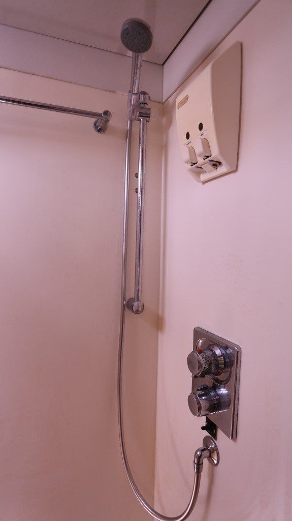 1996 Oyster 485 Deck Saloon Sail Boat For Sale - www.lighthouseyachting.com