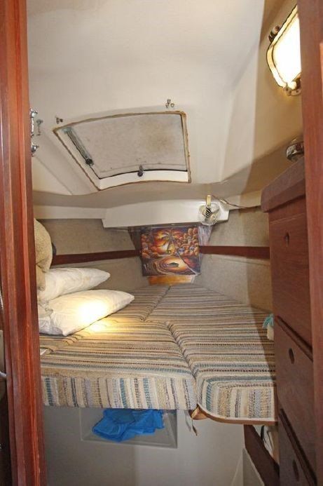 1983 O'Day 34 Forepeak cabin