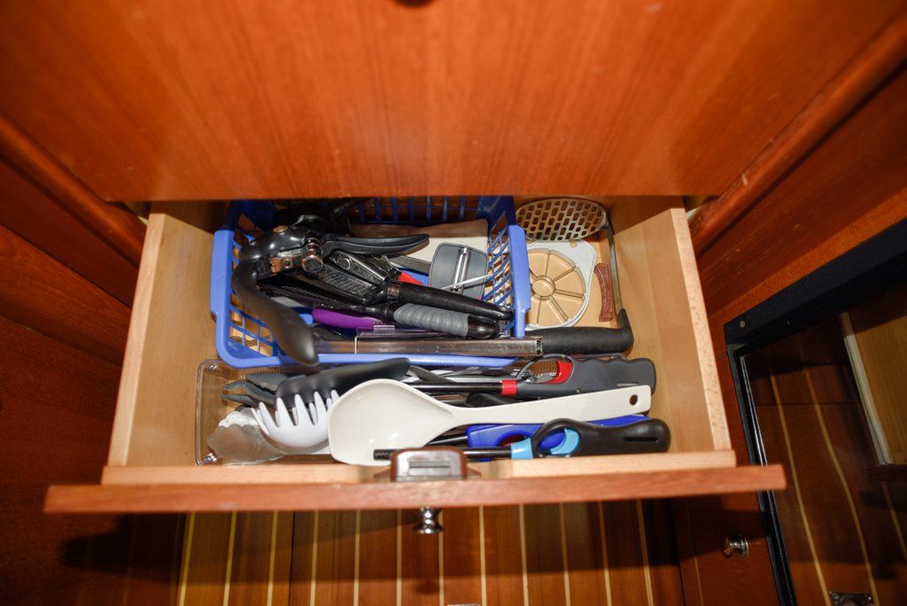 Hunter 44 DS cooking utensil drawer