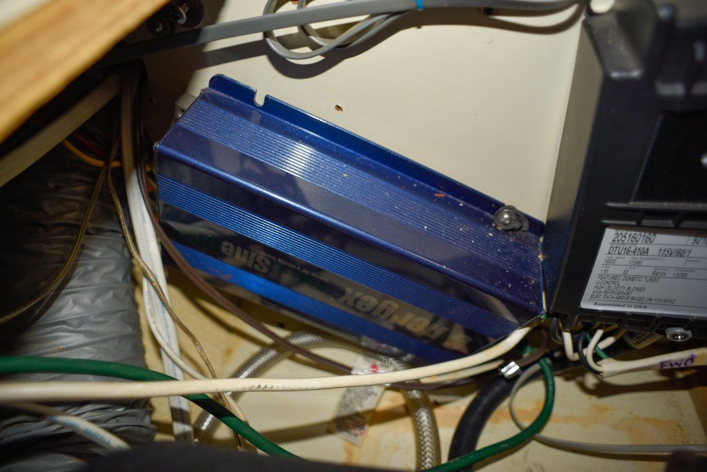 Hunter 44 DS smaller inverter