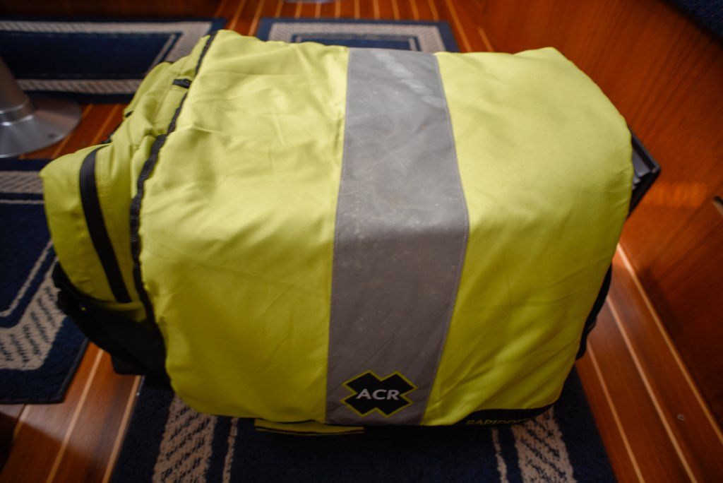 Hunter 44 DS ditch bag