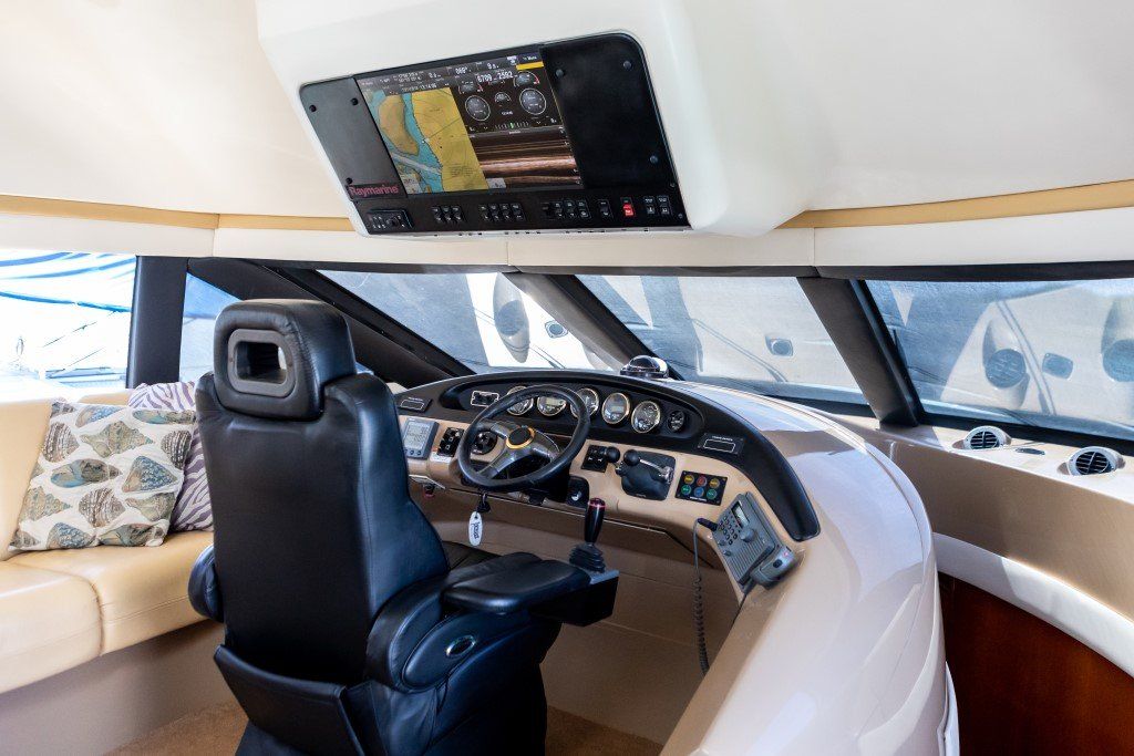 2001 Carver 530 Voyager Pilothouse Power Boat For Sale - www.lighthouseyachting.com