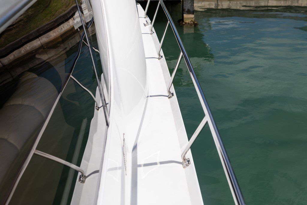 2001 Carver 530 Voyager Pilothouse Power Boat For Sale - www.lighthouseyachting.com