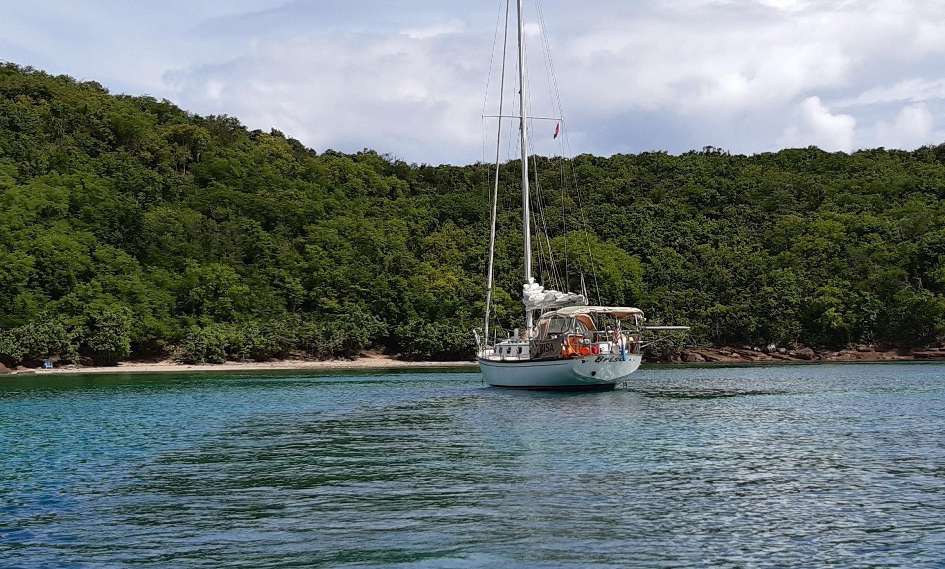 Carl Alberg Cape Dory 33