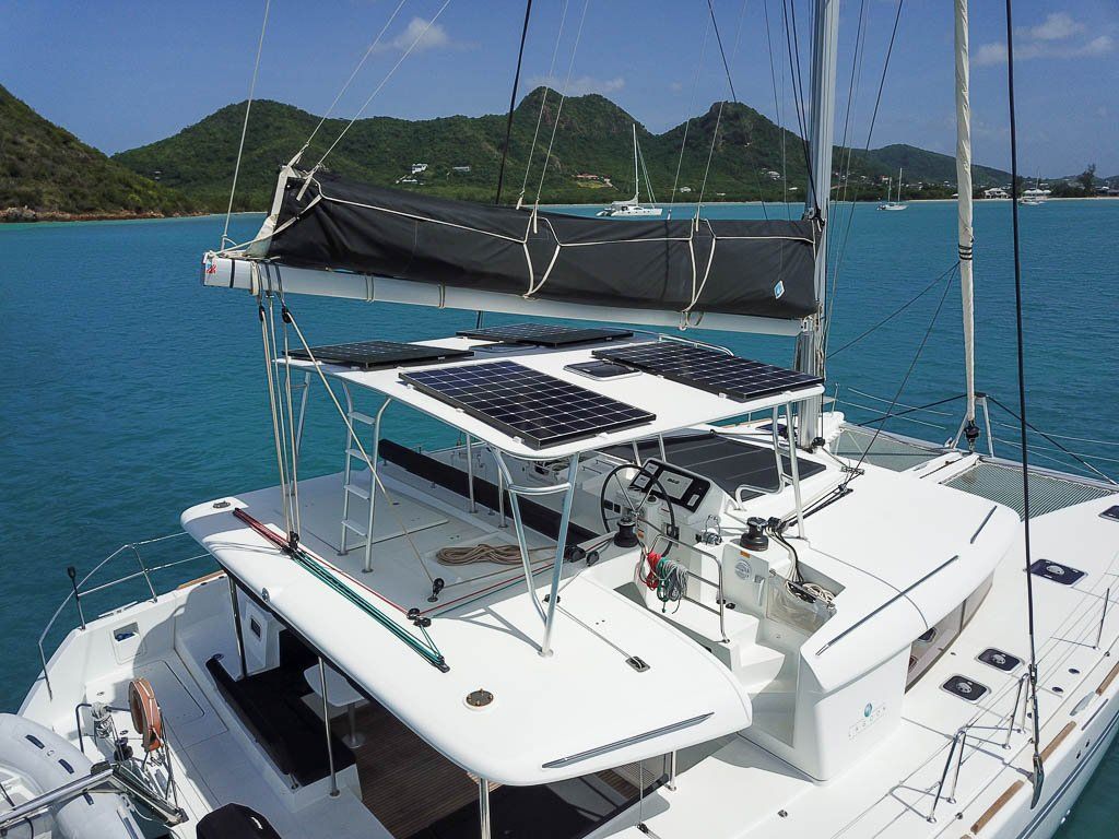Lagoon 450F catamaran solar panels