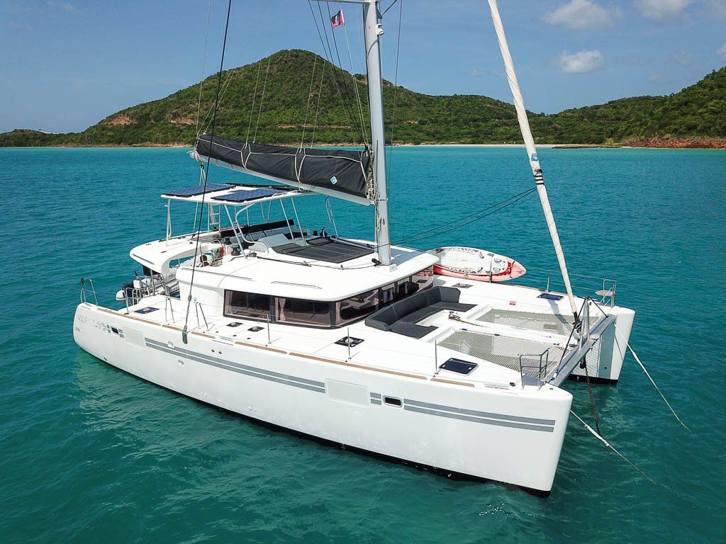2018 Lagoon 450F catamaran For Sale - www.lighthouseyachting.com