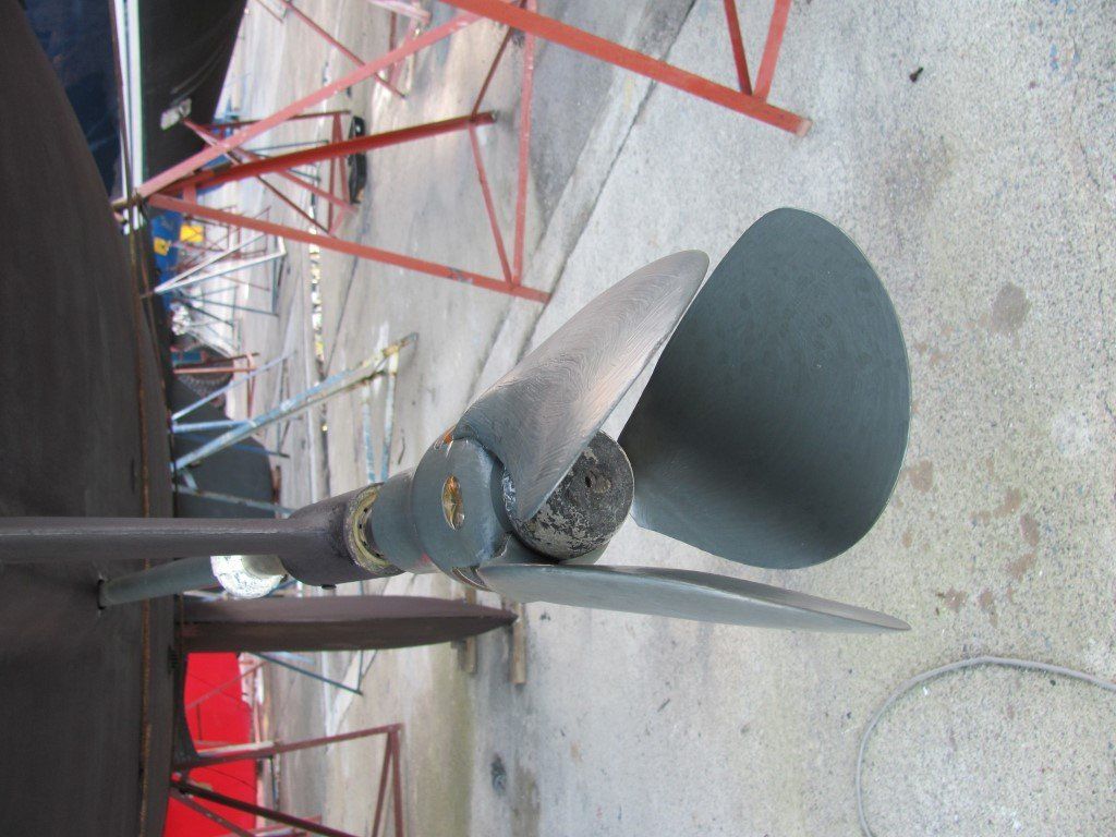 Jeanneau Sun Odyssey - Folding Propeller