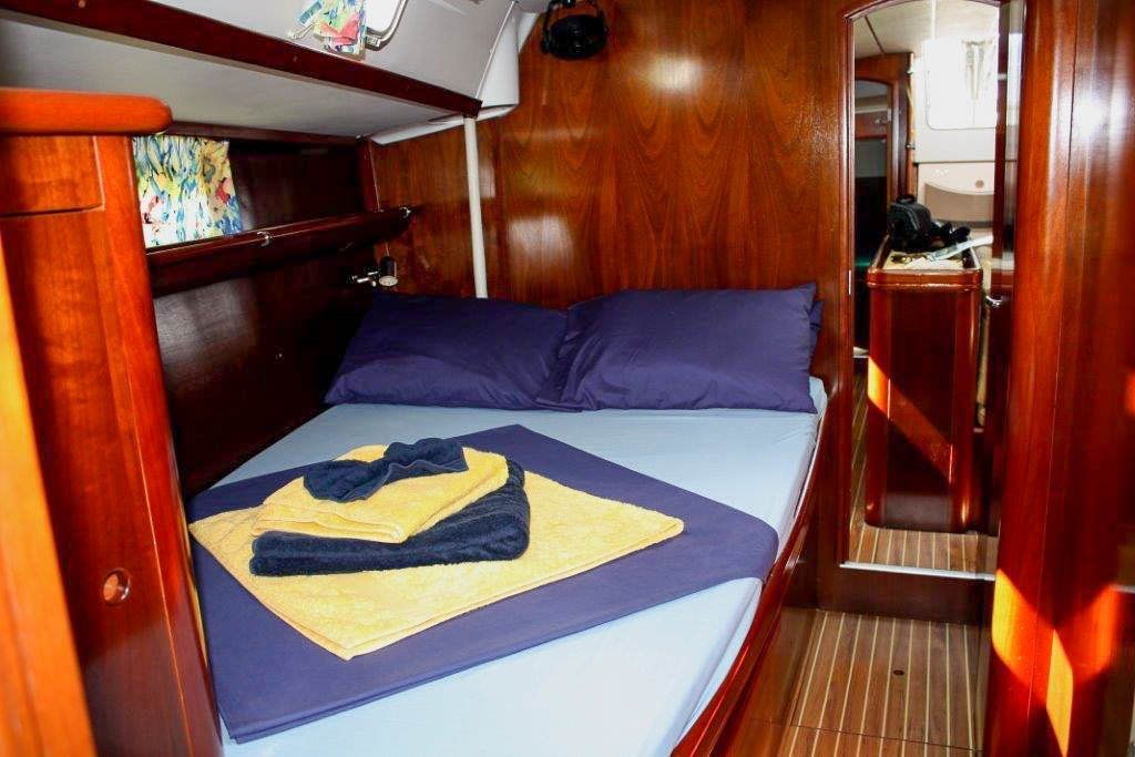 Beneteau 50 forward starboard cabin